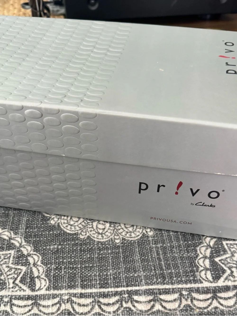 Clarks Stone Gray Shoe Box with Label
